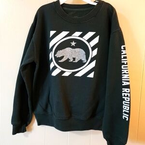 California Republic "Big Bear" Sweat Shirt by Eighty-Eight Clothing, (Yth Sz. M)